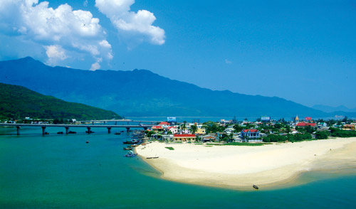 Explore and Discover Some Famous Beaches of Vietnam 18 Days 17 Nights