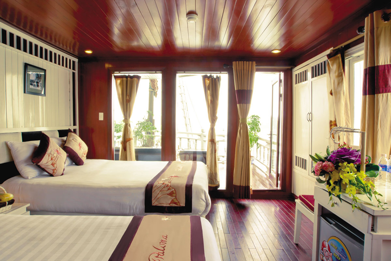 Paloma cruise 2 Days 1 Night