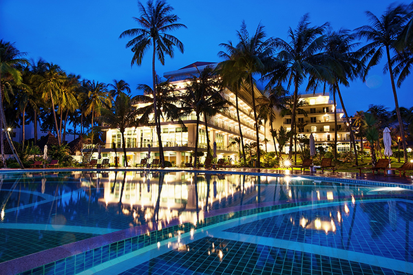 LUXURY TOURS