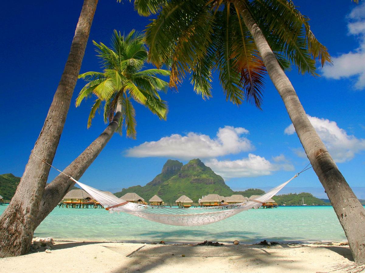 BEACH VACATION