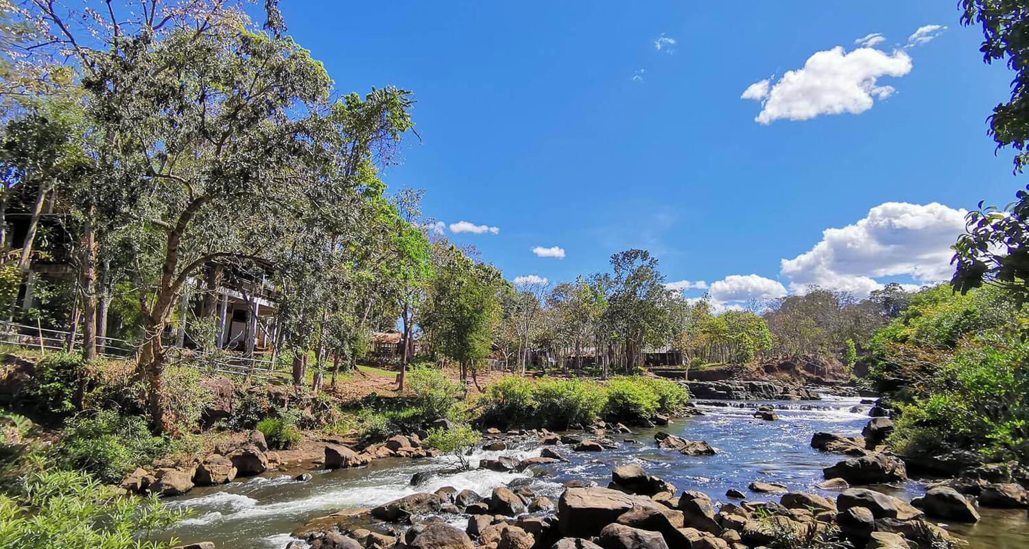 9 Day Explore Northern to Southern Laos and the 4000 Islands